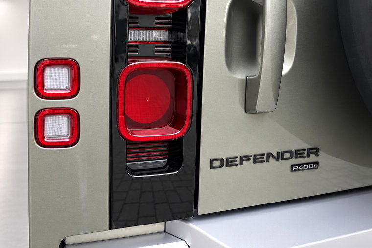 Vehicle Image 9
