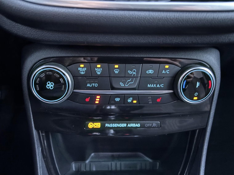 Vehicle Image 24