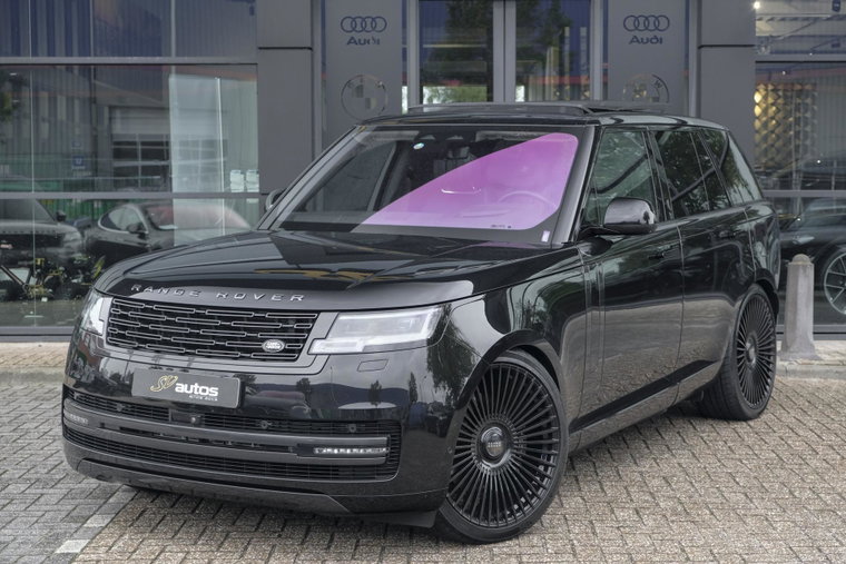 Vehicle Image 4