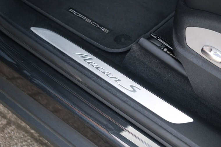 Vehicle Image 31