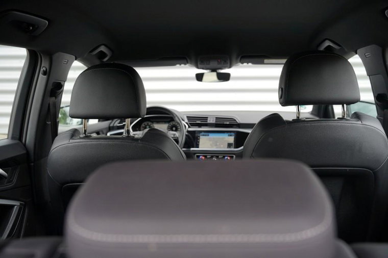 Vehicle Image 31