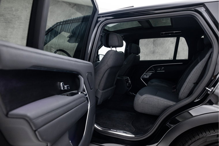 Vehicle Image 14