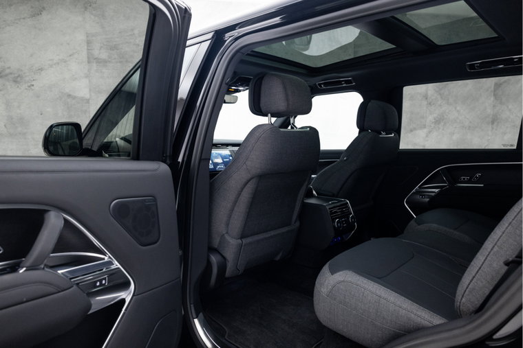 Vehicle Image 15