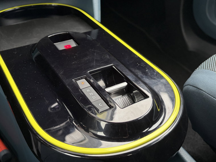 Vehicle Image 31