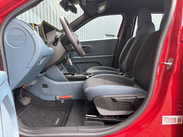 Vehicle Image 41