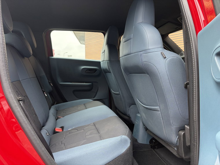 Vehicle Image 45