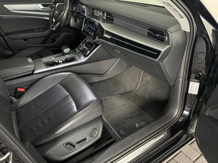 Vehicle Image 36