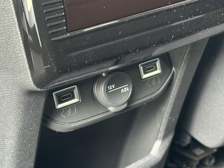 Vehicle Image 27