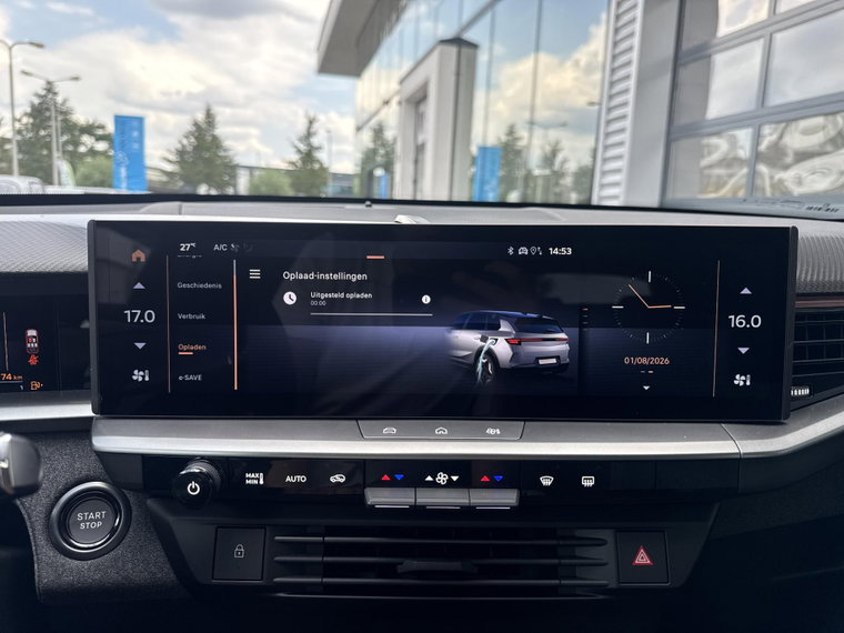 Vehicle Image 45