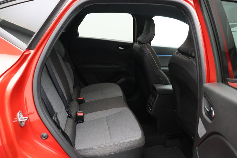 Vehicle Image 36