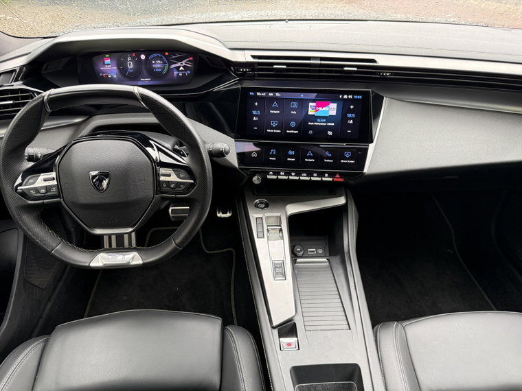 Vehicle Image 30