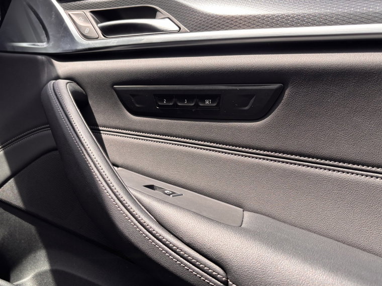 Vehicle Image 45