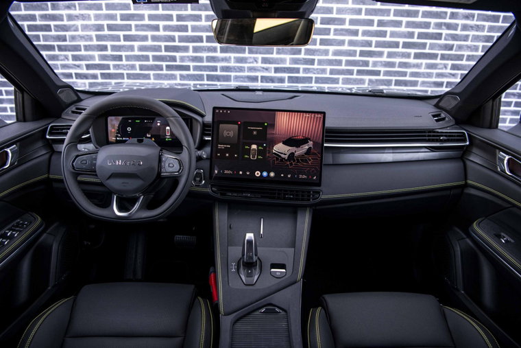 Vehicle Image 7