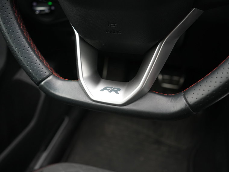 Vehicle Image 28