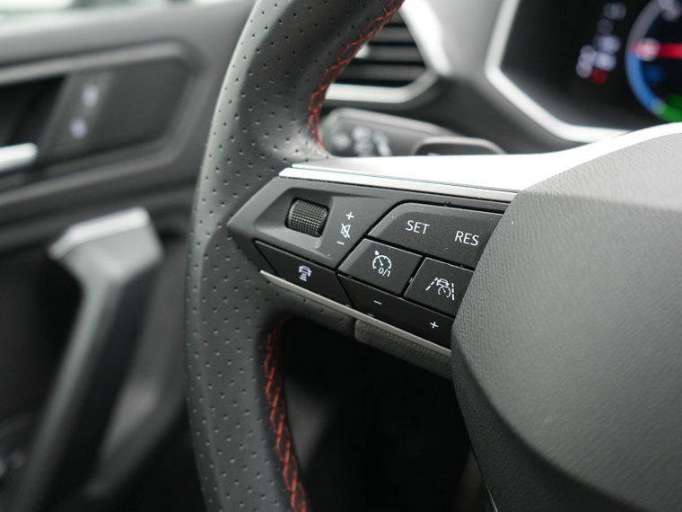 Vehicle Image 29