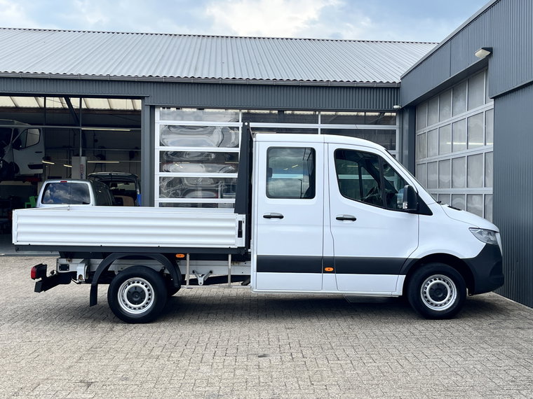 Vehicle Image 27