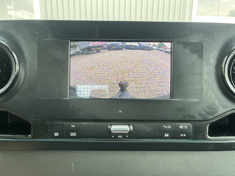 Vehicle Image 45