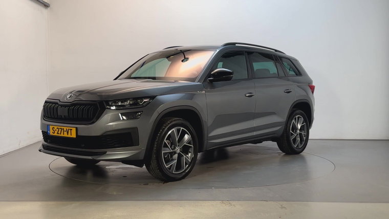Vehicle Image 8