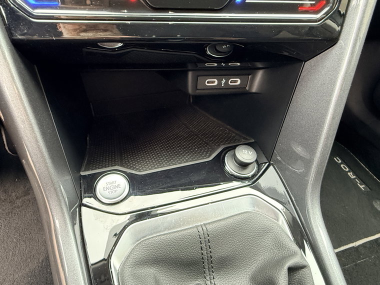 Vehicle Image 28
