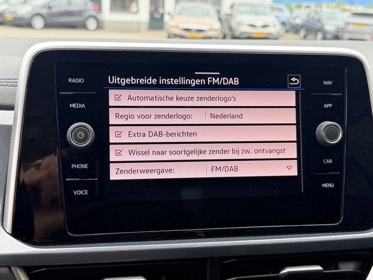 Vehicle Image 37