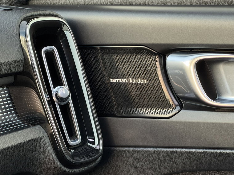 Vehicle Image 40