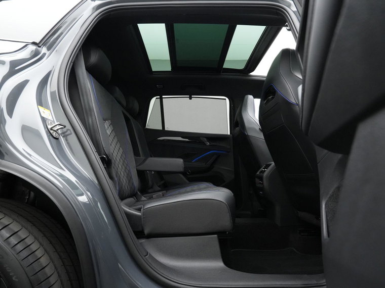 Vehicle Image 39