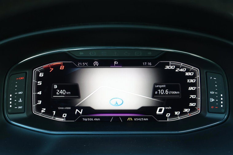 Vehicle Image 9