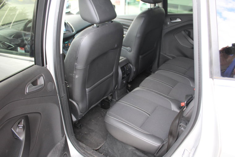 Vehicle Image 14