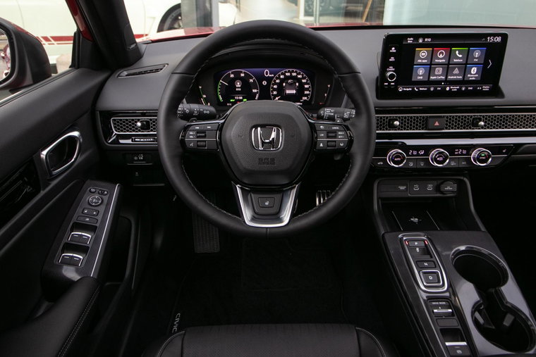 Vehicle Image 18