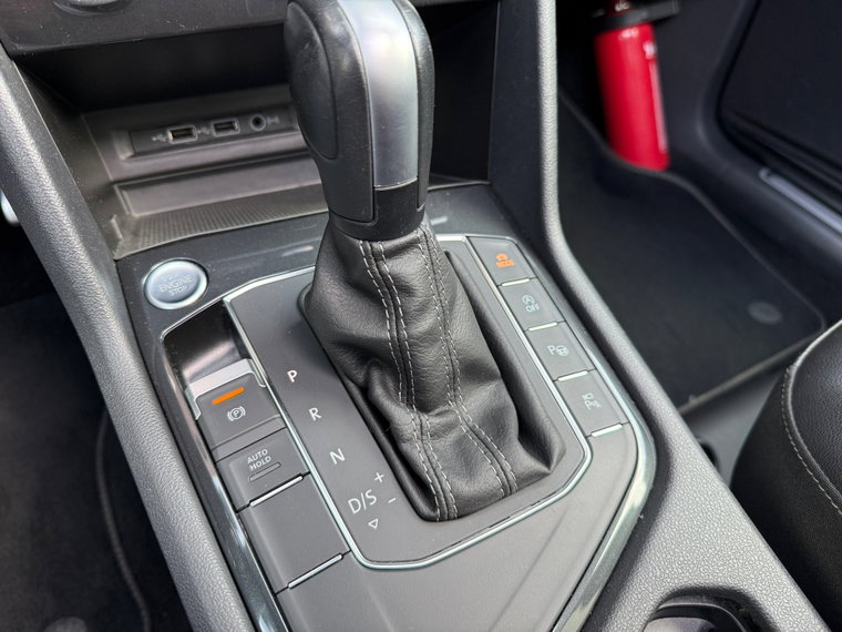 Vehicle Image 42