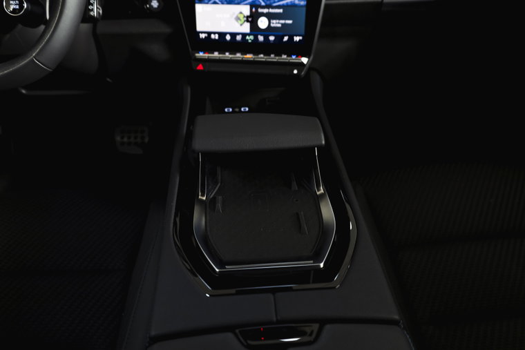 Vehicle Image 27