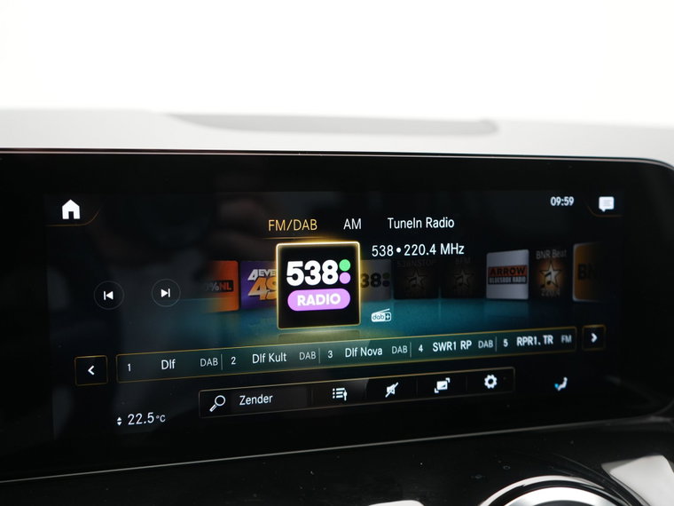 Vehicle Image 39