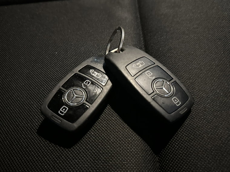 Vehicle Image 22