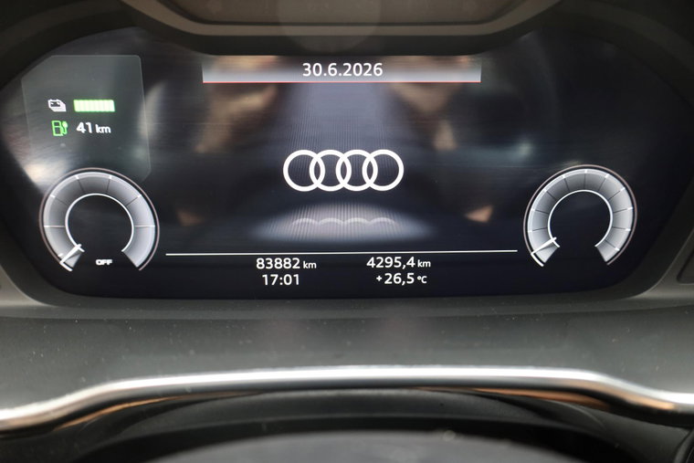 Vehicle Image 19
