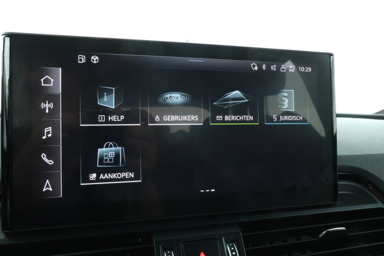 Vehicle Image 30