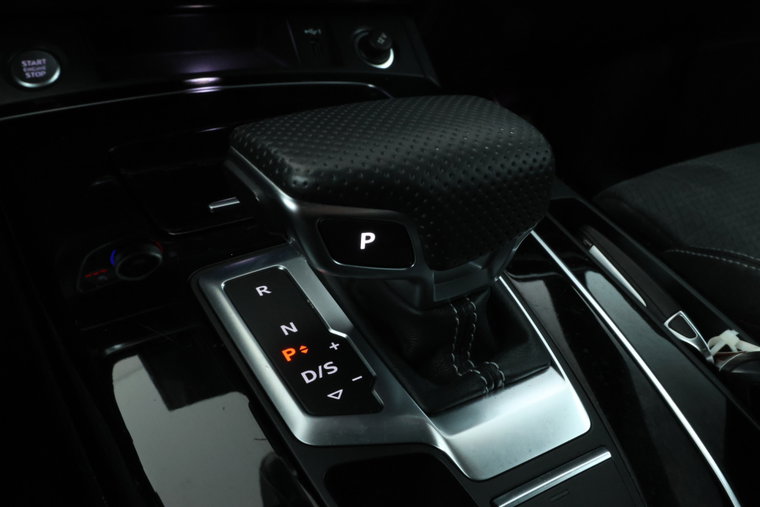 Vehicle Image 37