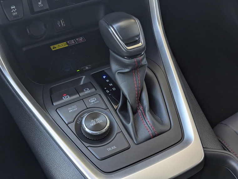 Vehicle Image 38