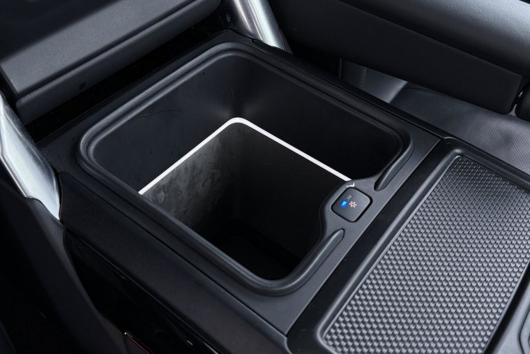 Vehicle Image 13