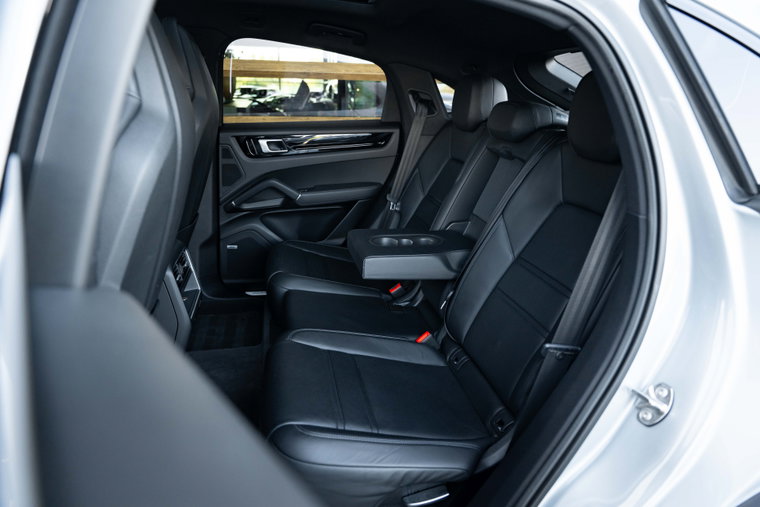 Vehicle Image 36