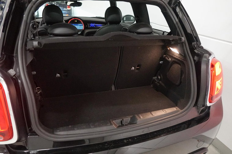 Vehicle Image 47