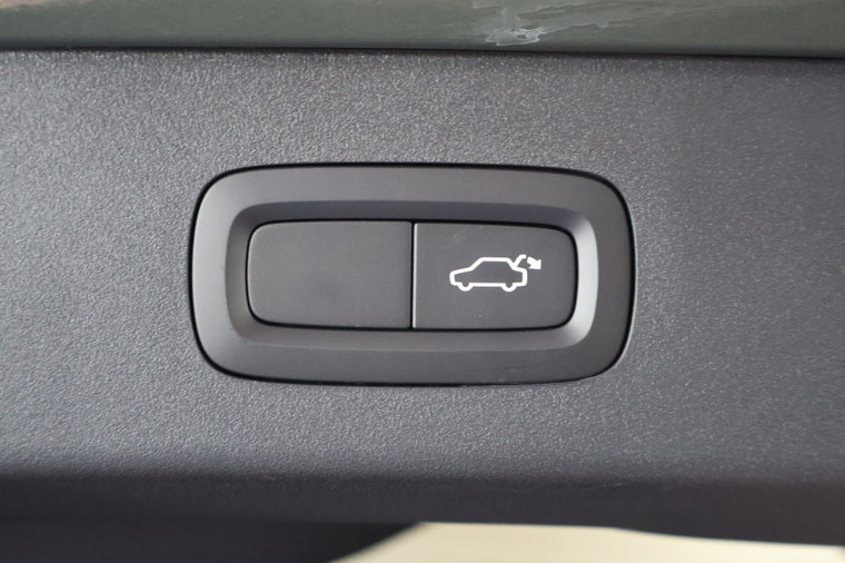Vehicle Image 38