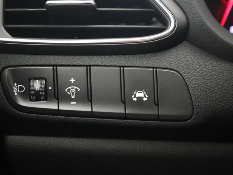 Vehicle Image 41