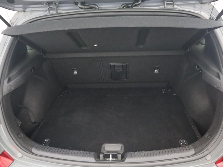 Vehicle Image 45