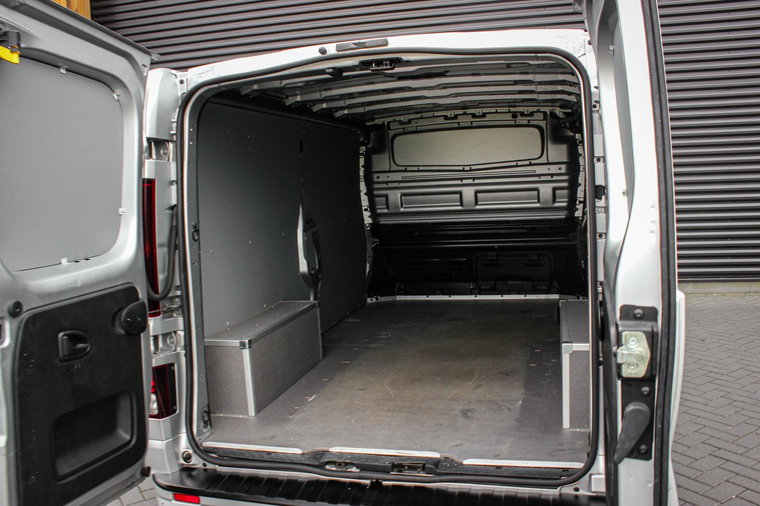 Vehicle Image 45