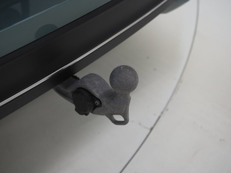 Vehicle Image 48