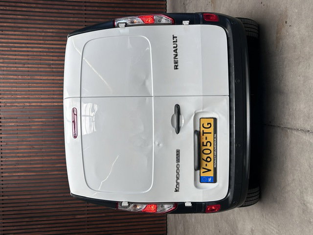 Vehicle Image 17