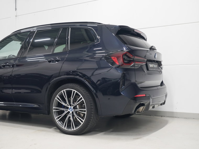 Vehicle Image 40