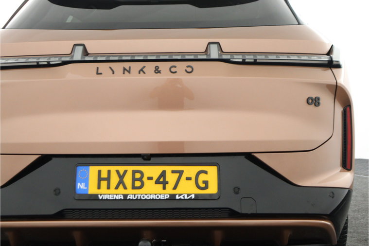 Vehicle Image 52