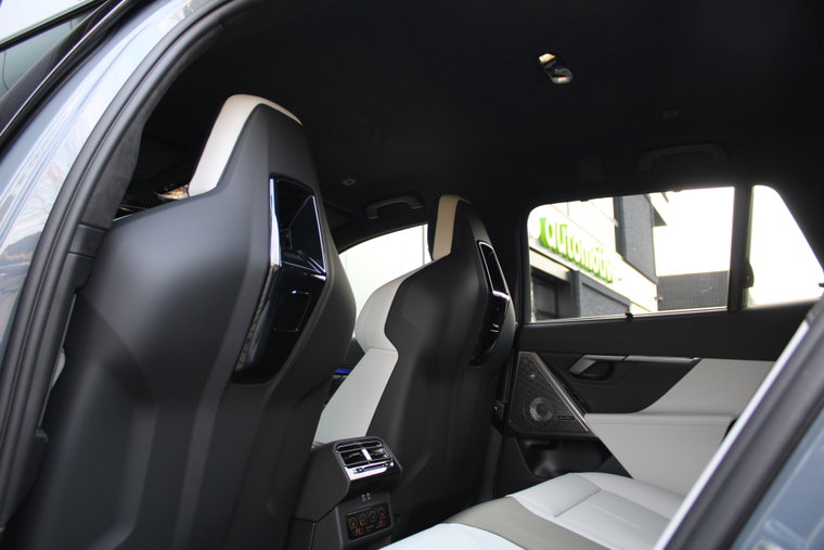 Vehicle Image 50