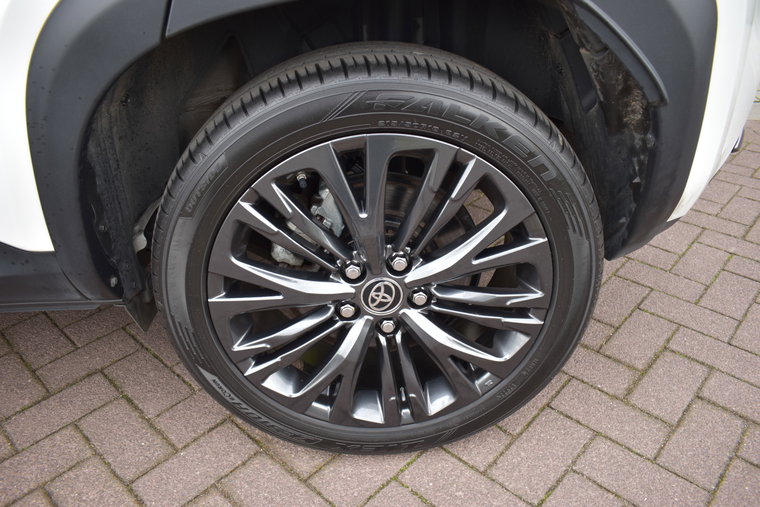 Vehicle Image 15